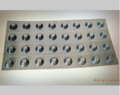 云浮市高密度聚乙烯土工膜蓄排水板 - 厂家